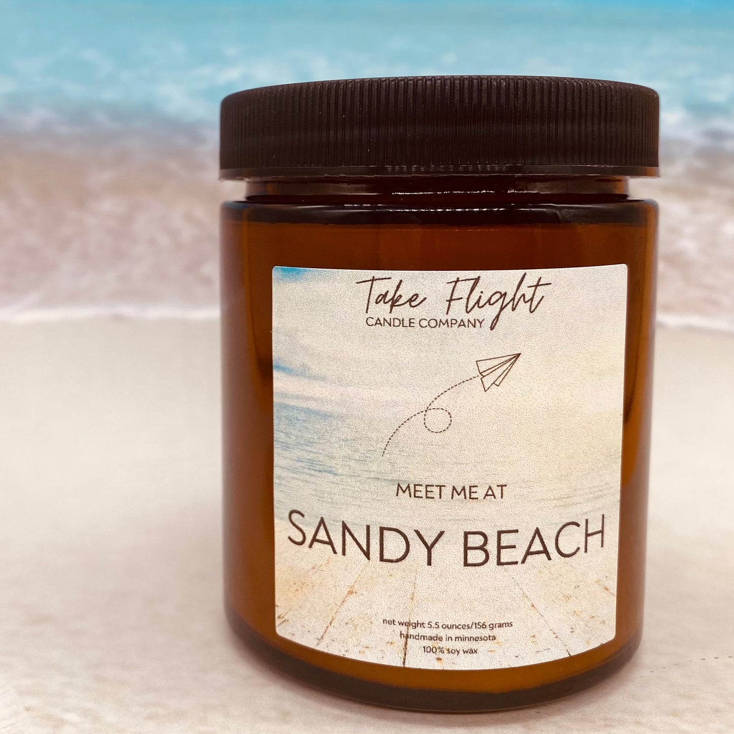 Sandy Beach (coconut cream + pistachio)